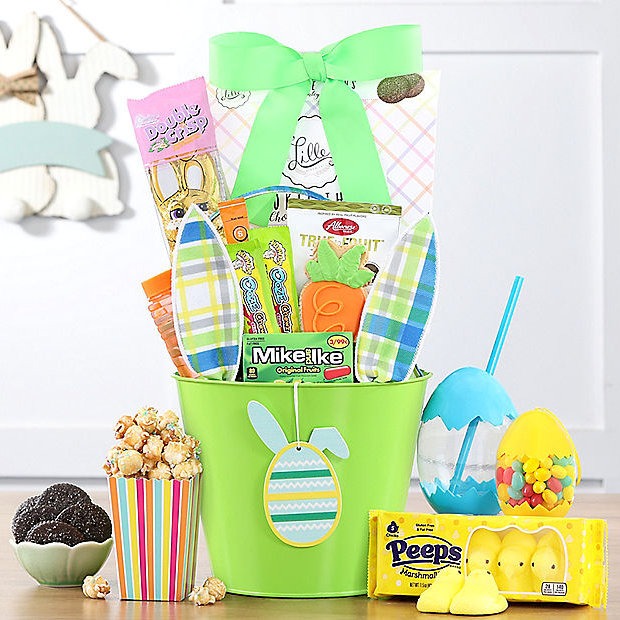 Easter Bunny: Sweets Easter Basket