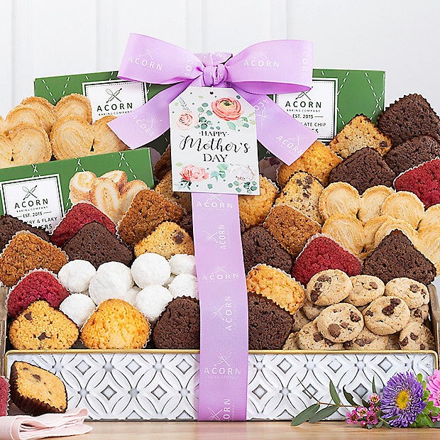 Mother's Day Collection: Fresh Baked Gift Basket