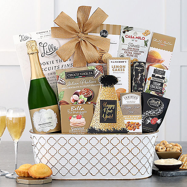 New Year Cheers: Champagne Gift Basket