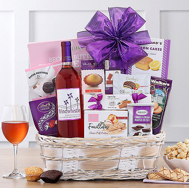 Windwhistle Moscato: Wine Gift Basket