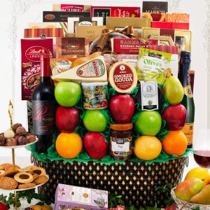 The Royal Treatment: Wine & Fruit Gift Basket