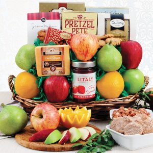 Orchard Treats: Gourmet Fruit Gift Basket